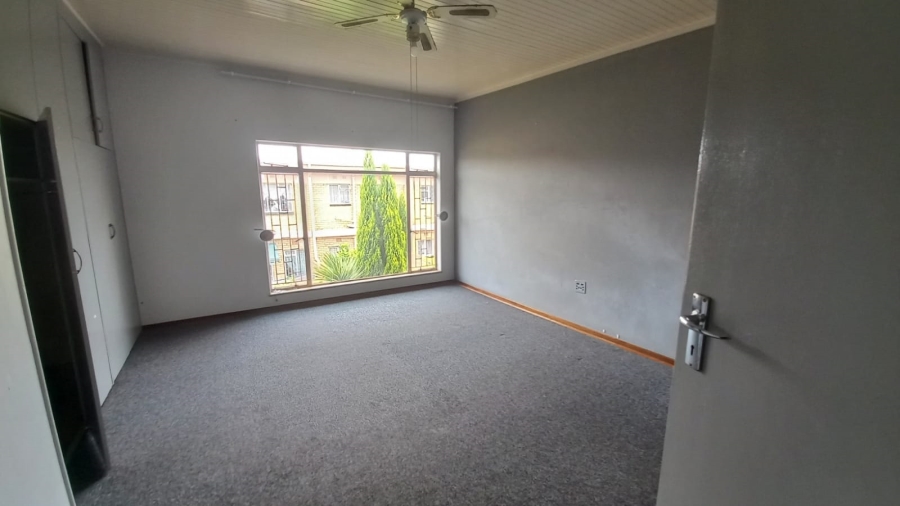 2 Bedroom Property for Sale in Potchefstroom North North West
